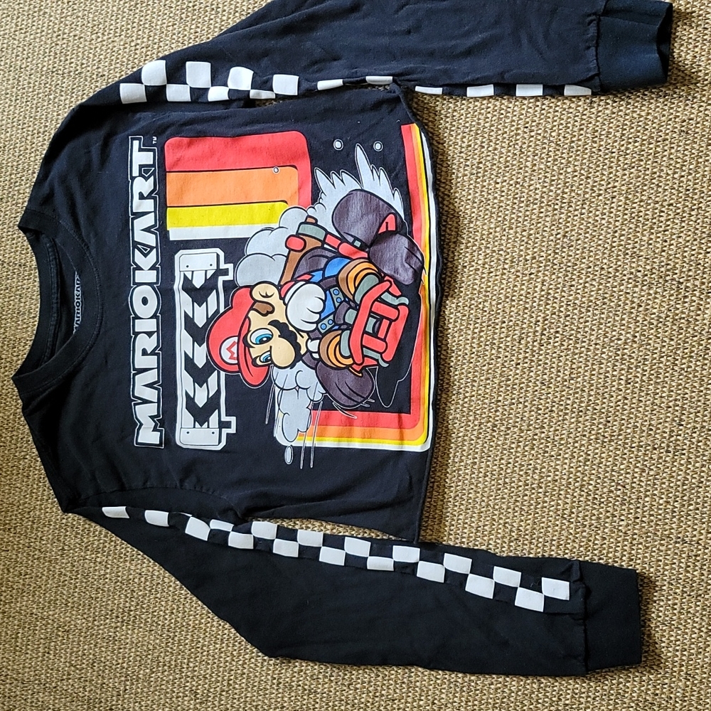 Mariocart cropped long sleeve tee